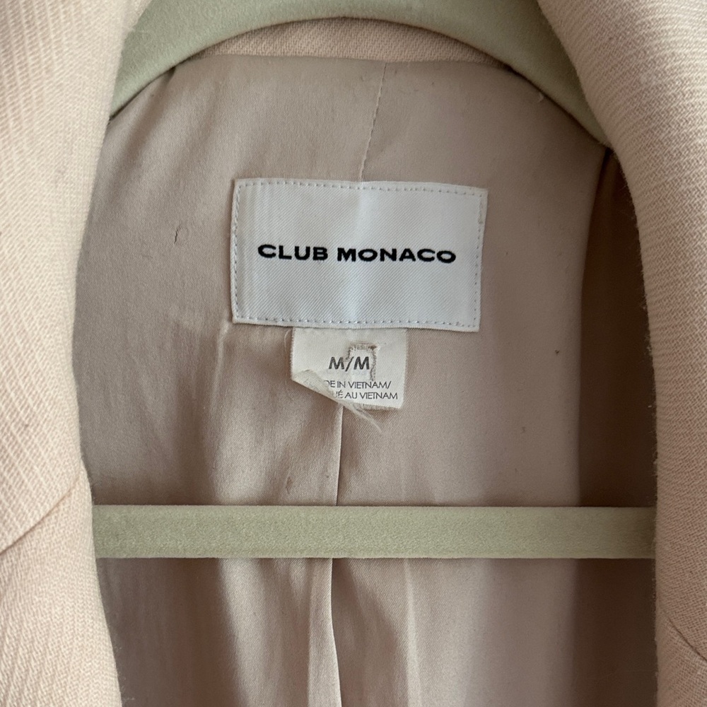 Club Monaco Women's Pale pink Trench Coat - Picture 2 of 15